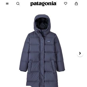 Kids Patagonia silent down jacket in black
